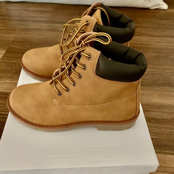 Puffed cuff combat boots - Picture 3 of 3